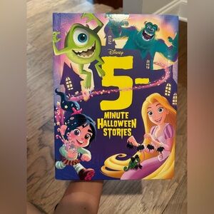 Disney 5 Minute Stories: 5 Minute Halloween Stories